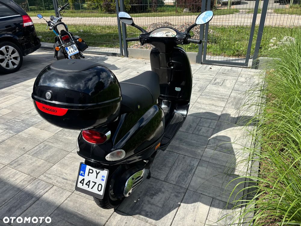 Piaggio Vespa - 9