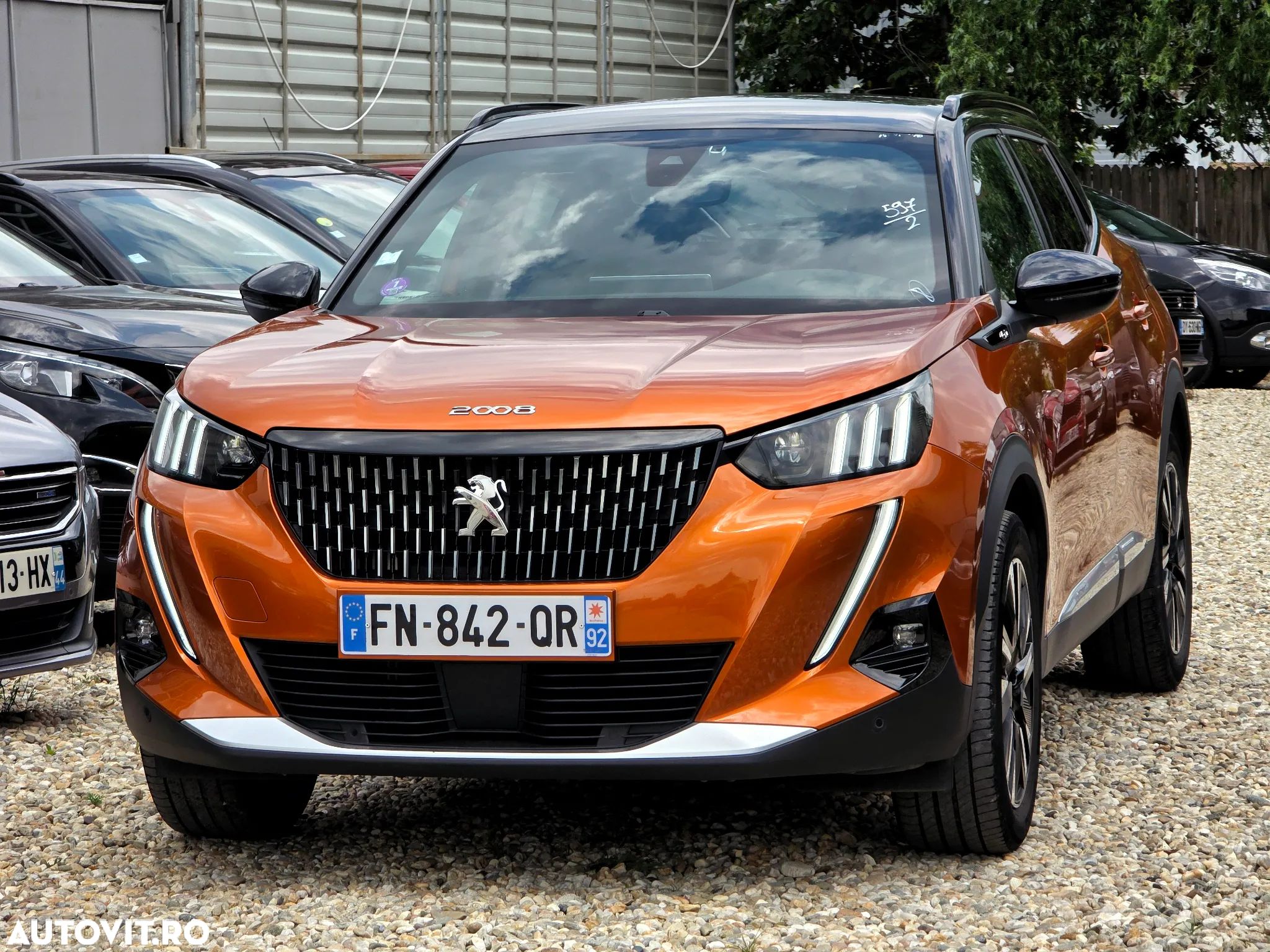 Peugeot 2008 PureTech 155 EAT8 GT Pack - 1