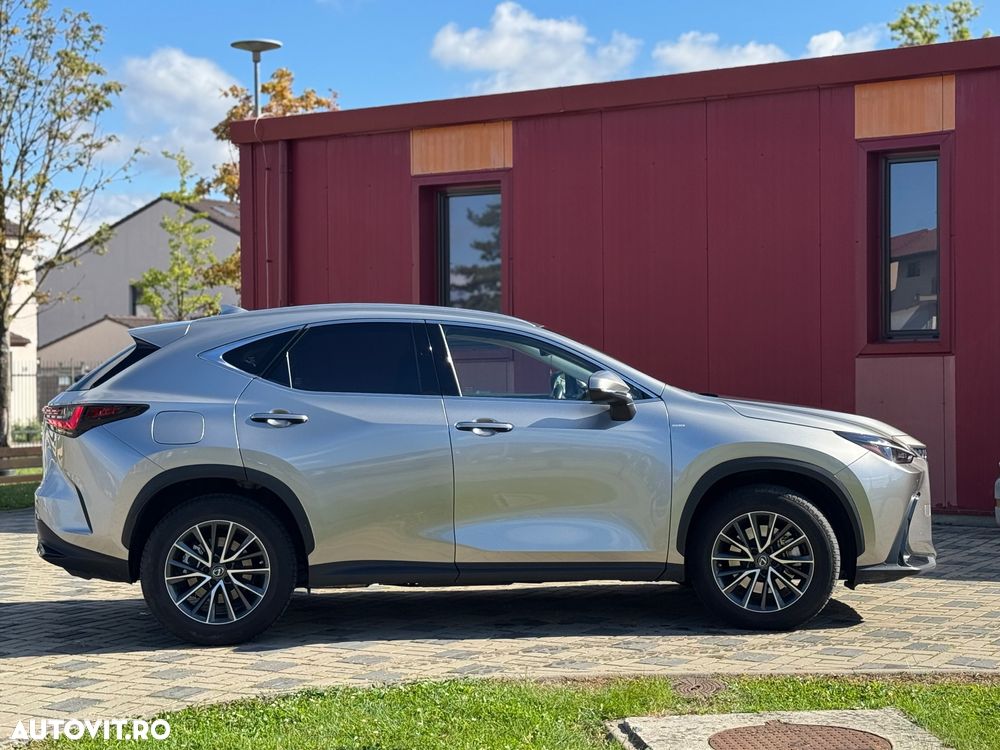 Lexus Seria NX 450h+ AWD CVT PHEV Executive - 28