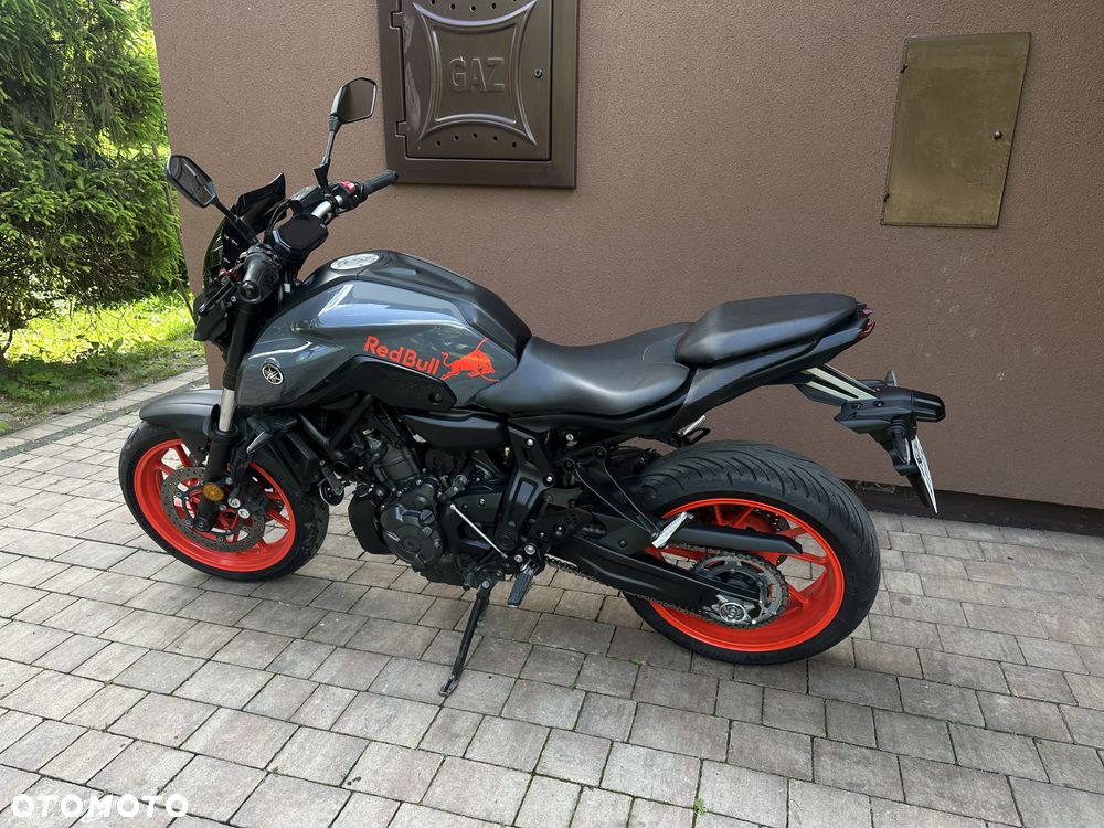 Yamaha MT - 30