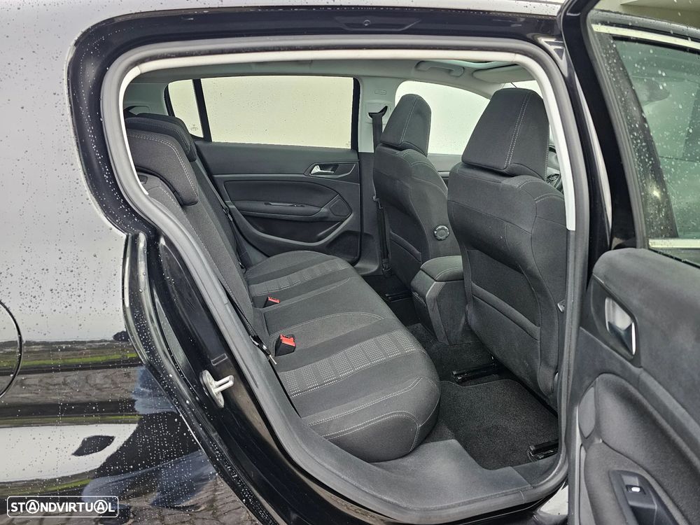 Peugeot 308 1.6 BlueHDi Allure J17 - 23