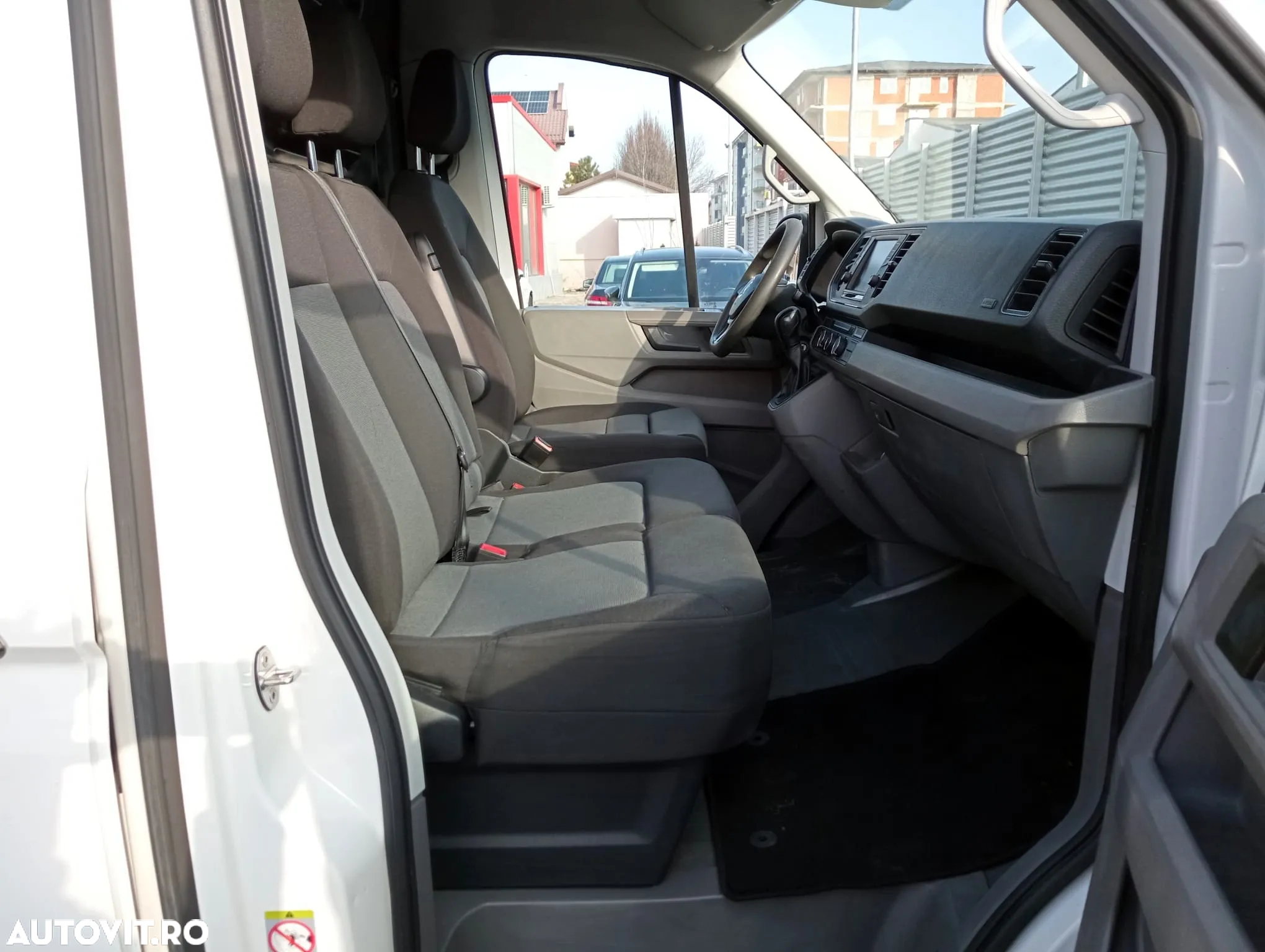 Volkswagen Crafter - 25