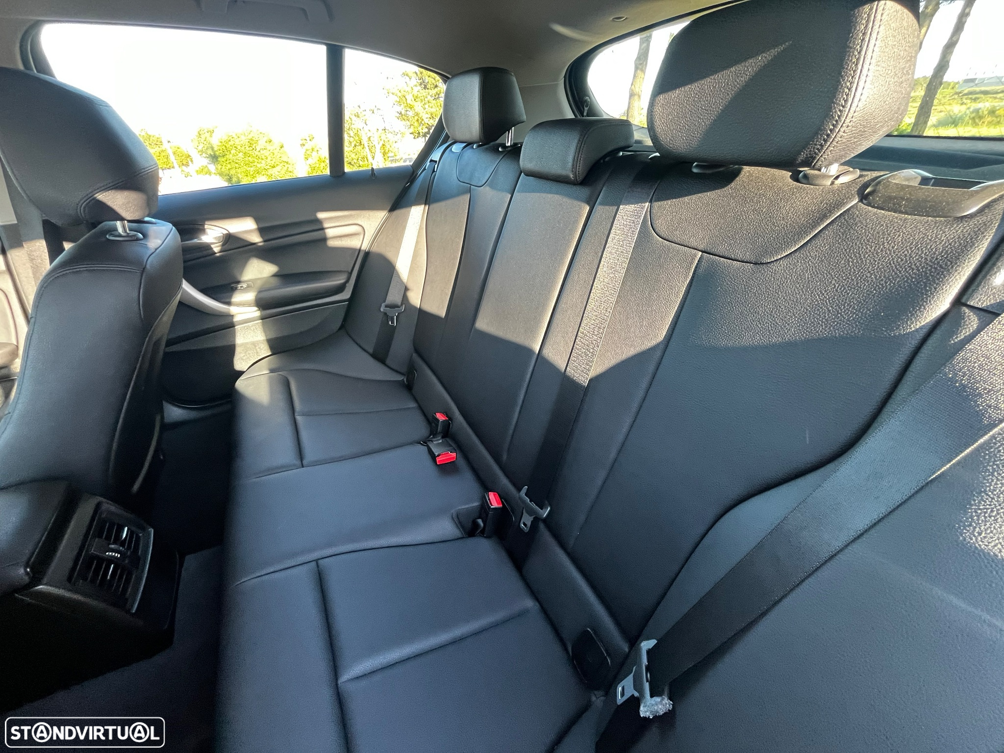 BMW 116 d EfficientDynamics Edition - 32