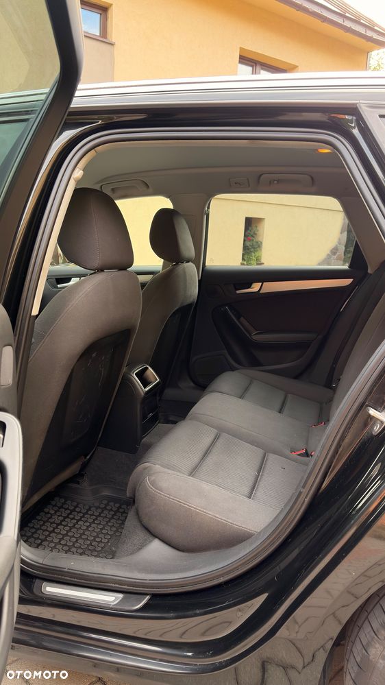 Audi A4 Avant - 6