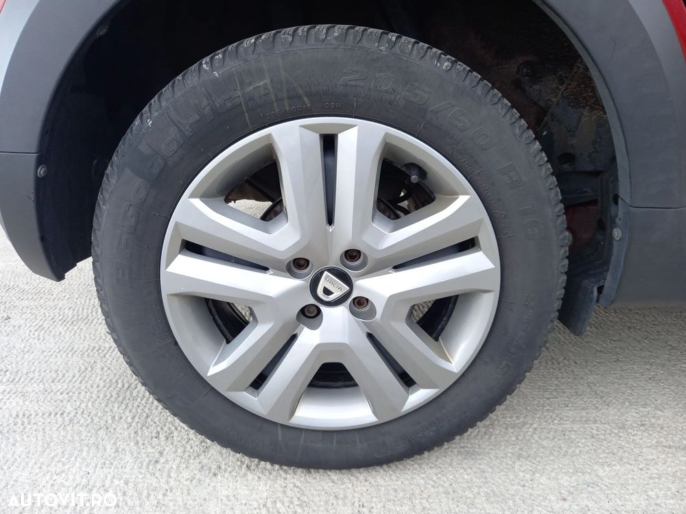 Dacia Sandero TCe 90 MT6 Comfort - 24
