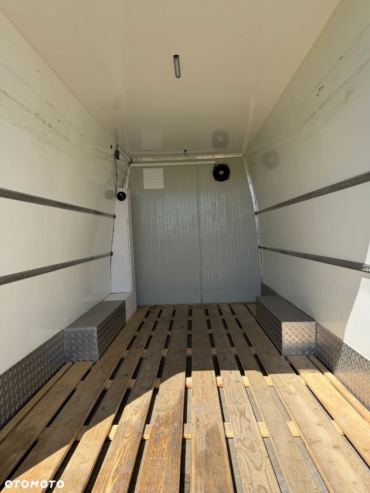 Iveco Daily - 12