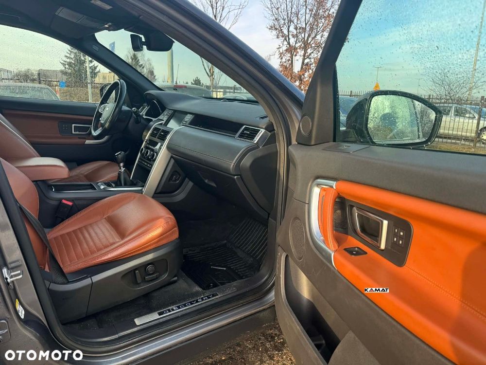 Land Rover Discovery Sport TD4 HSE Luxury - 14