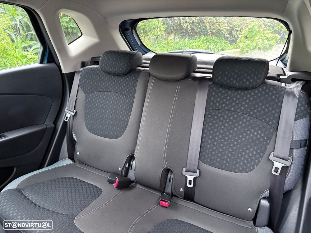 Renault Captur ENERGY TCe 120 EDC Experience - 58