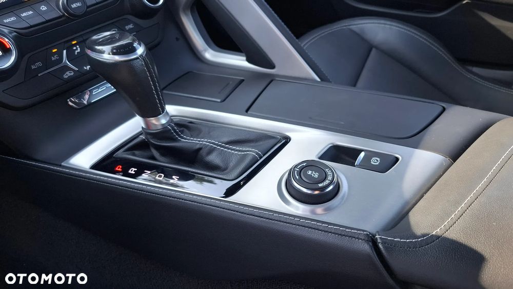 Chevrolet Corvette Stingray 6.2 V8 Automatik Red Edition - 22