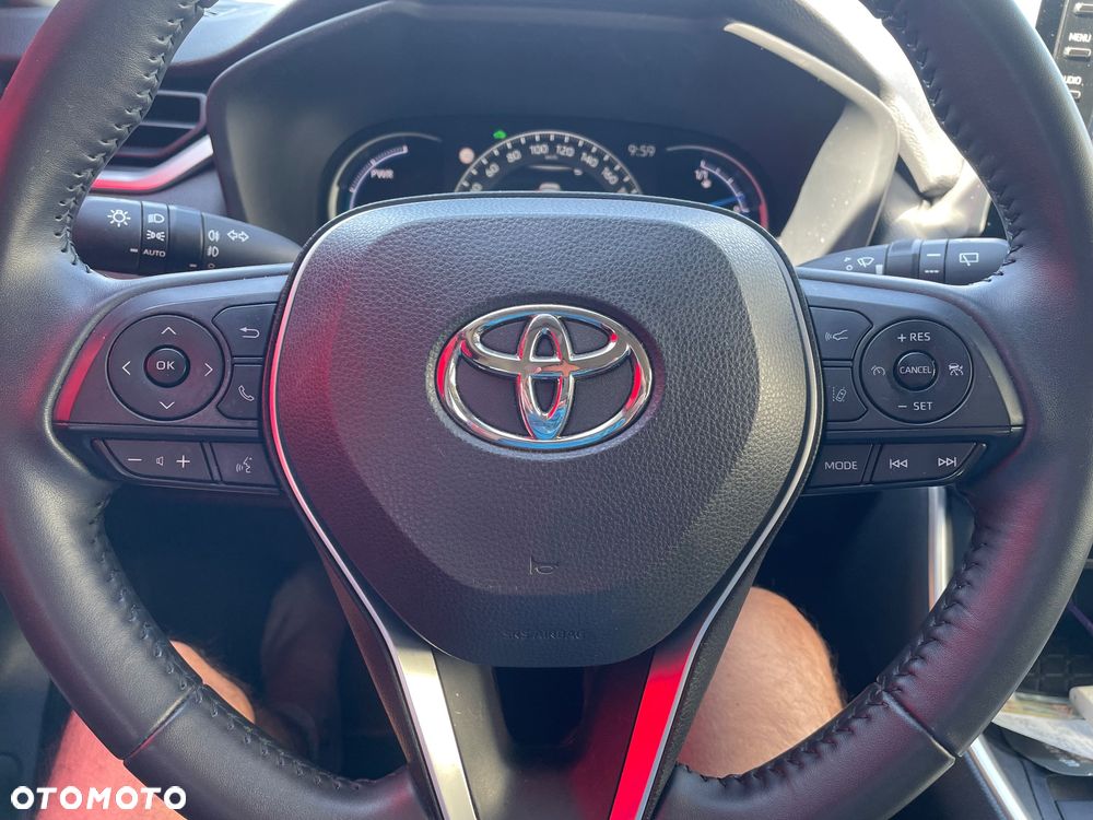 Toyota RAV4 - 24