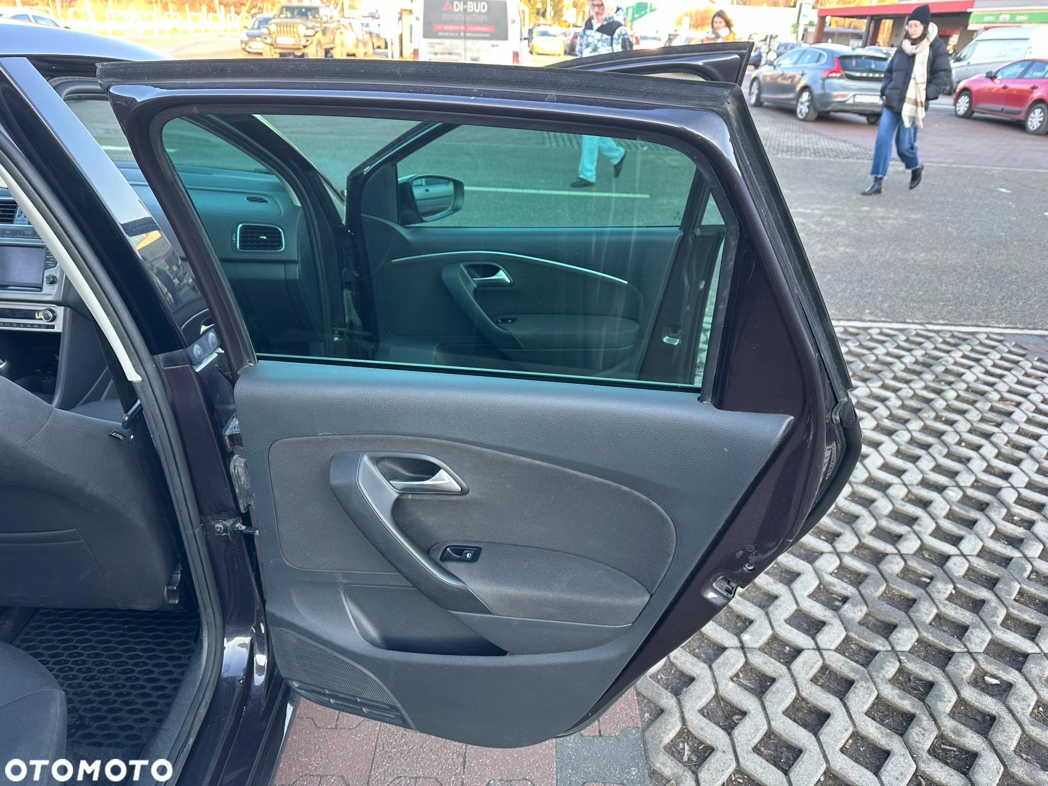 Volkswagen Polo - 8