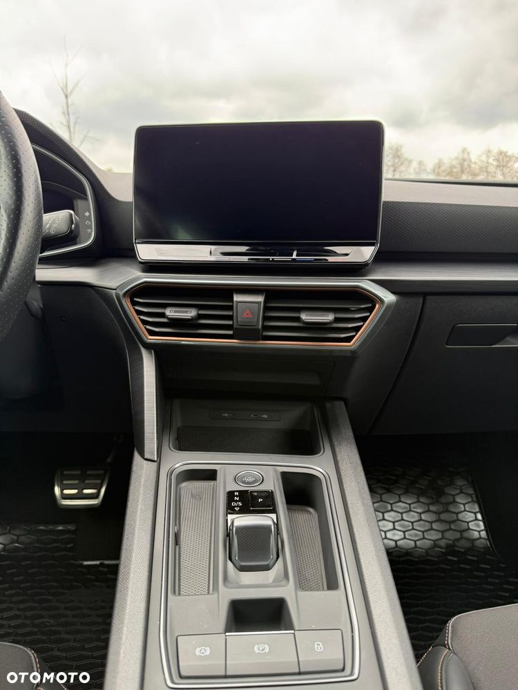 Cupra Leon 2.0 TSI DSG - 11