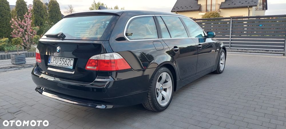 BMW Seria 5 530d - 28