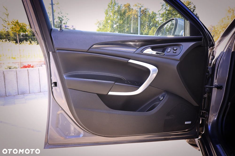 Opel Insignia - 21