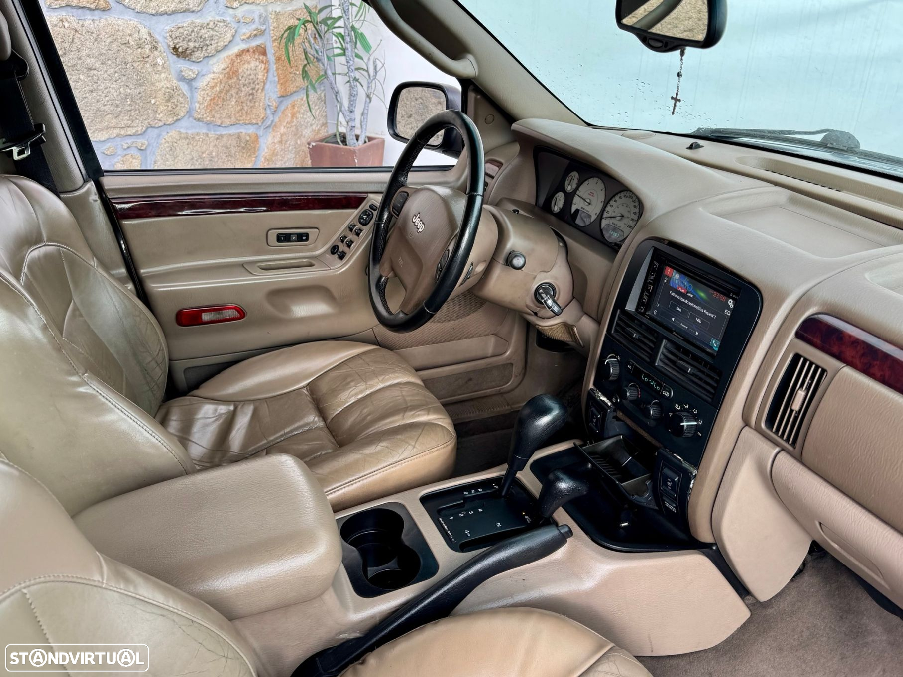 Jeep Grand Cherokee - 4