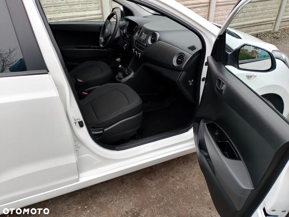 Hyundai i10 - 15