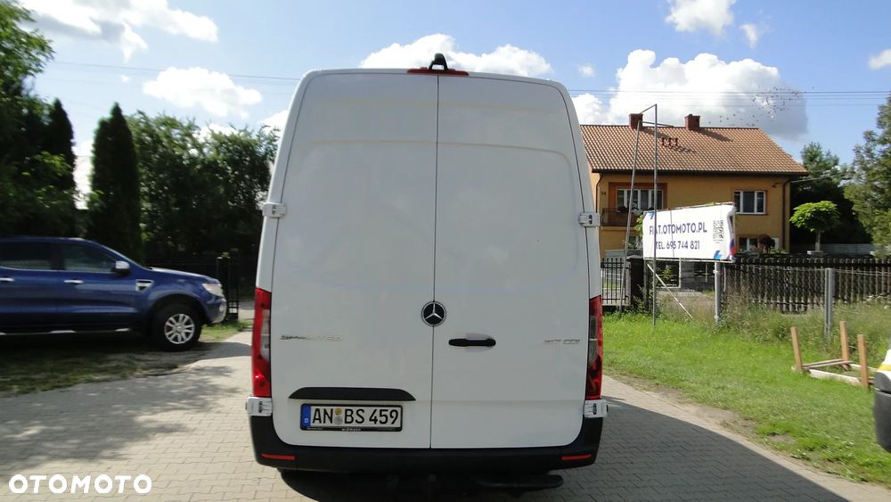 Mercedes-Benz SPRINTER - 5