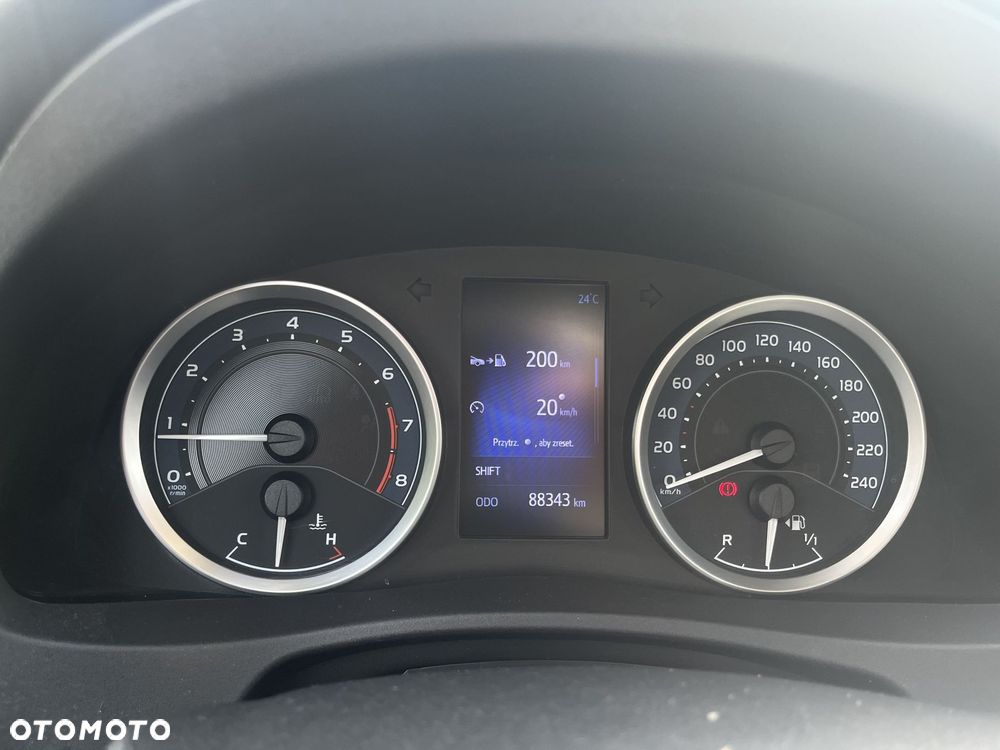 Toyota Corolla - 8