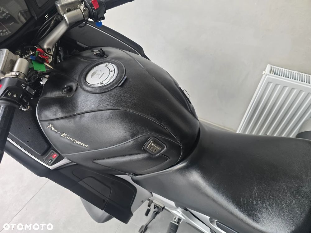 Honda ST - 19
