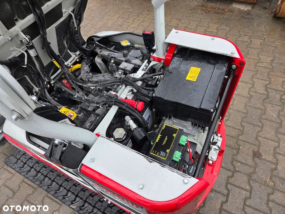 Takeuchi Minikoparka Takeuchi TB210RH Hybryd - Elektryczna - 13
