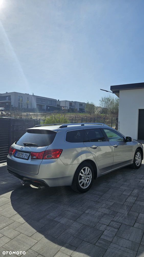 Honda Accord 2.0 Elegance - 9