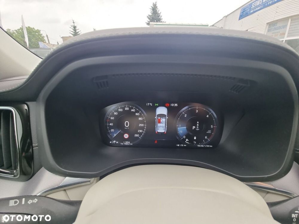 Volvo XC 60 B4 D Momentum - 17