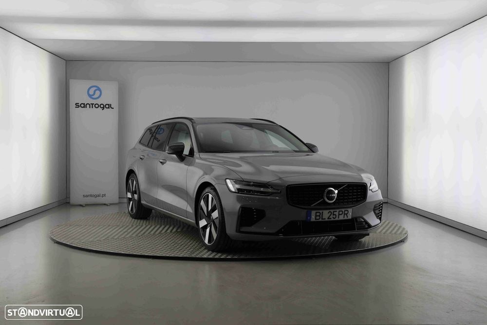 Volvo V60 2.0 T6 AWD TE Plus Dark - 2