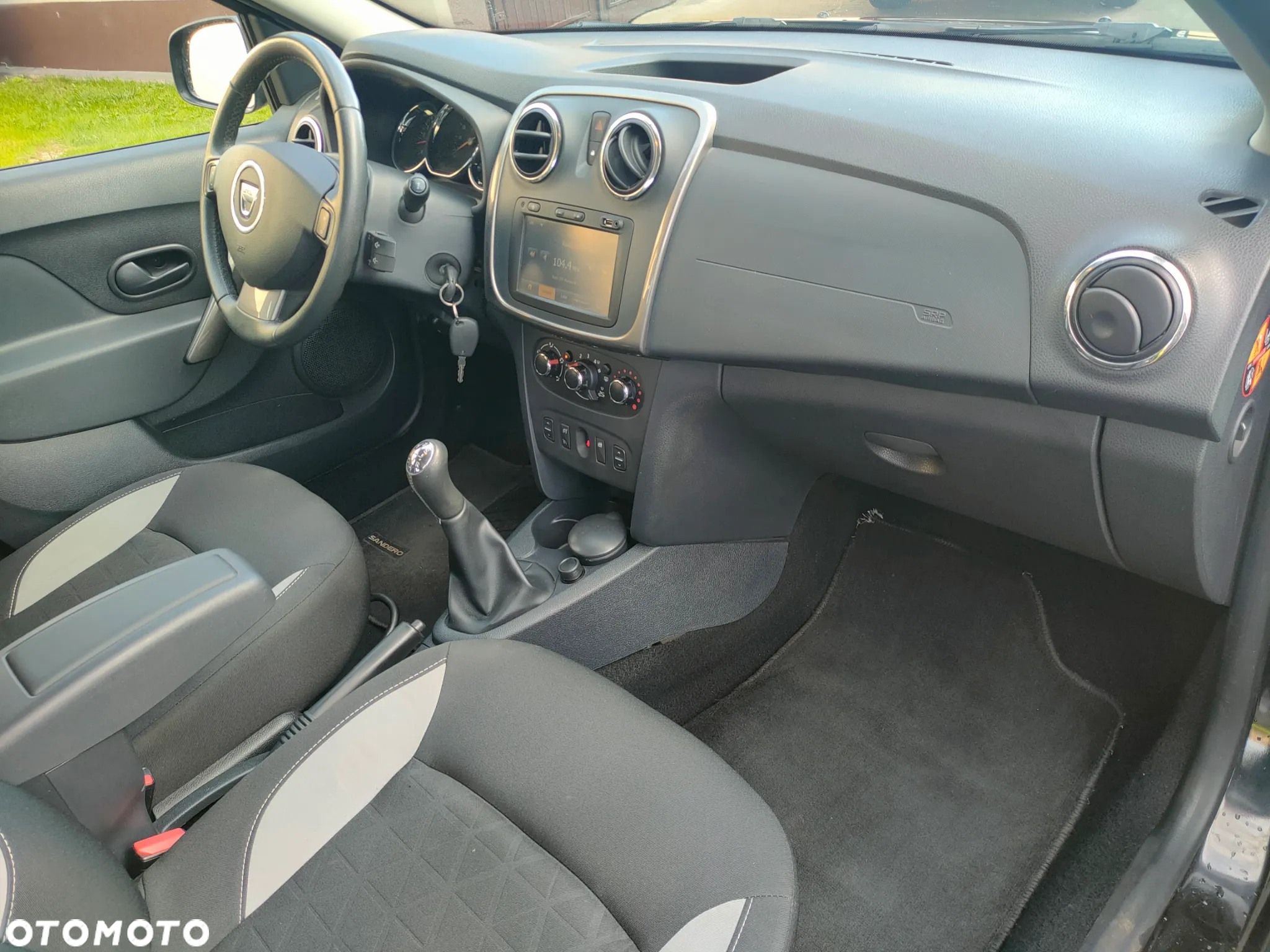 Dacia Sandero Stepway 0.9 TCe Laureate S&S - 8