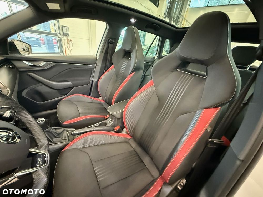 Skoda Kamiq 1.5 TSI Monte Carlo - 18