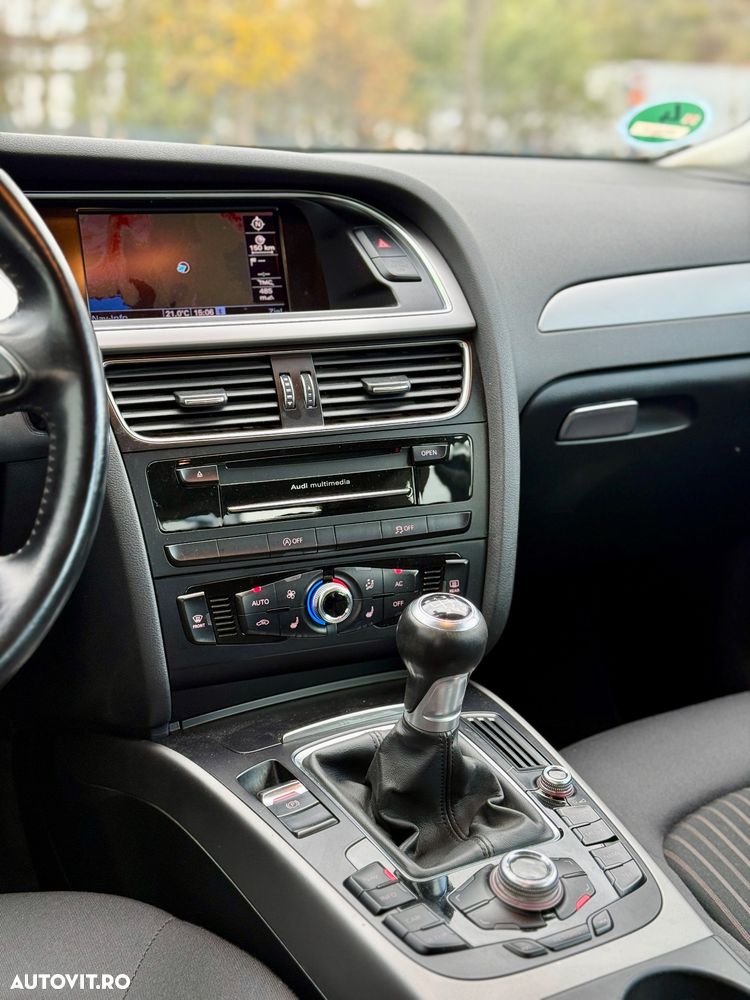 Audi A4 Avant 2.0 TDI DPF S line Sportpaket - 27