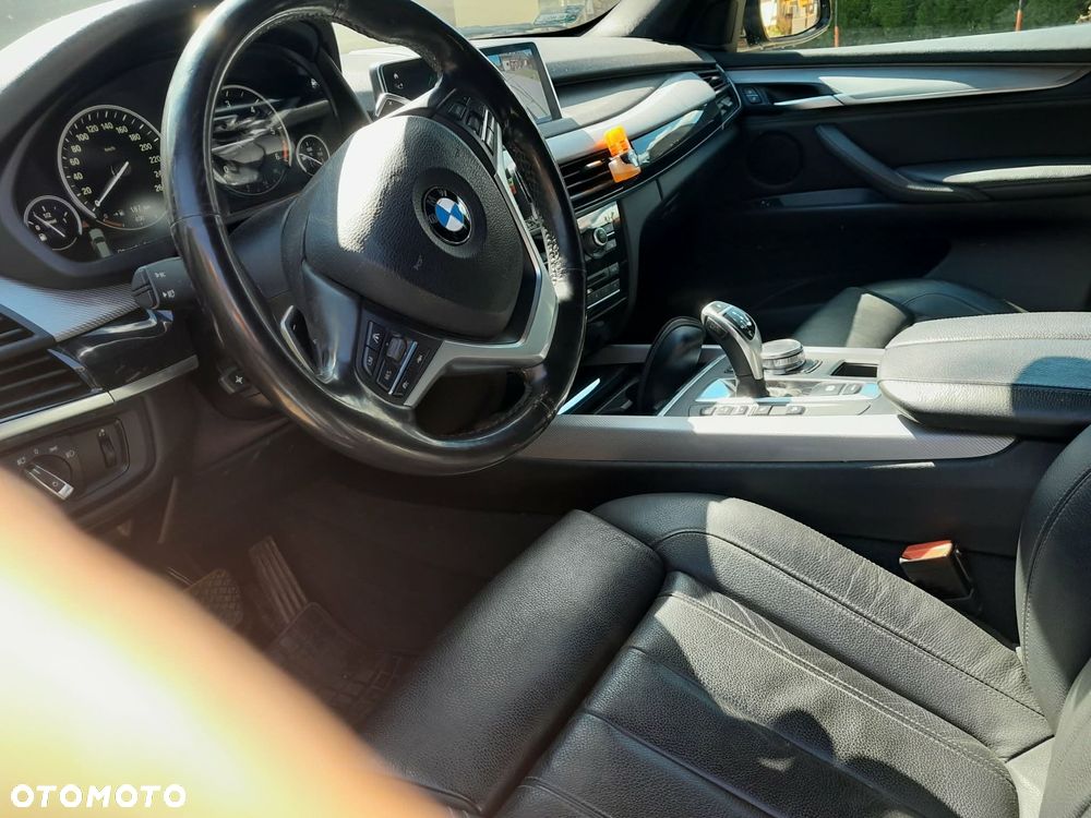 BMW X5 xDrive25d - 17