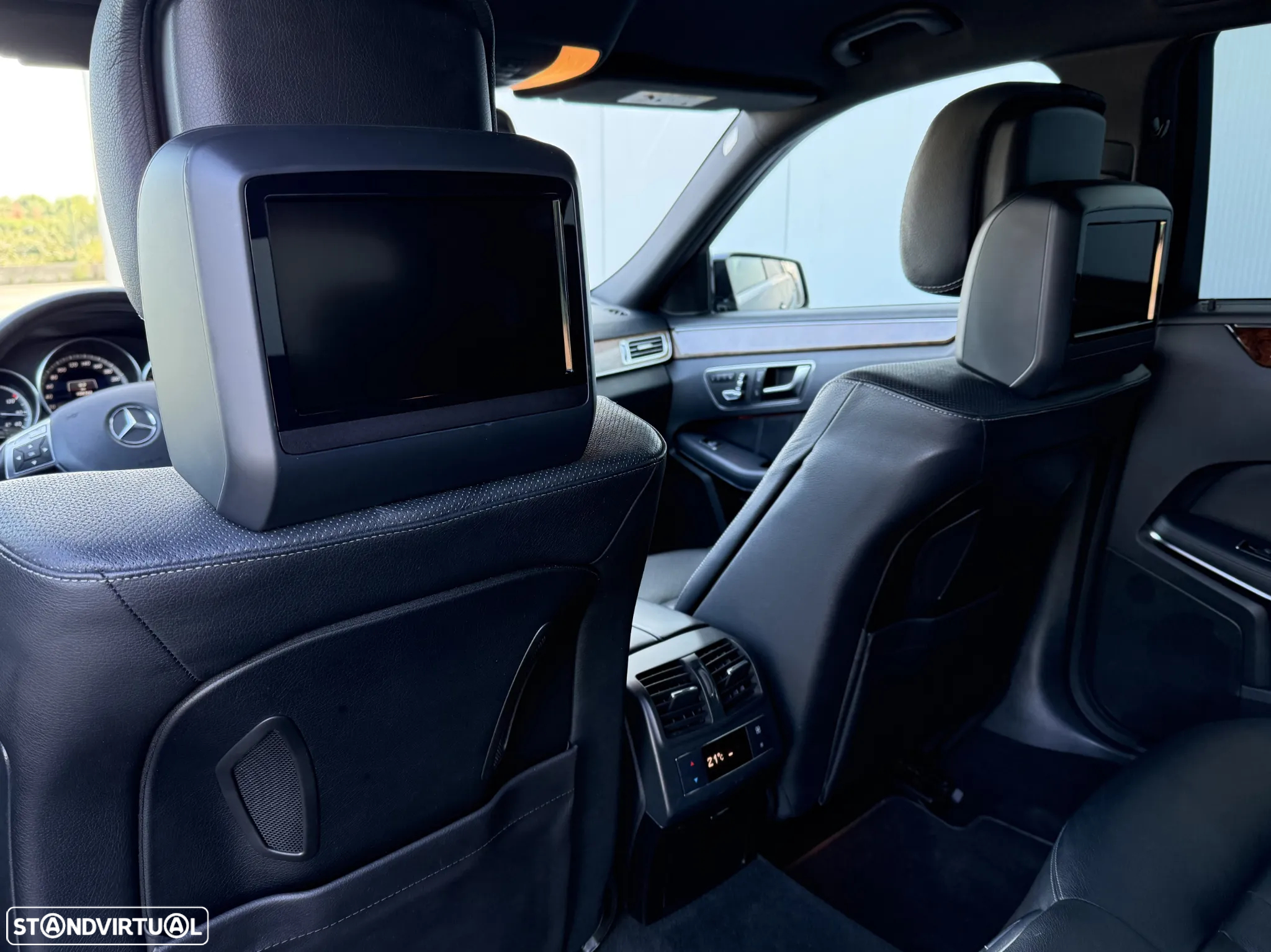 Mercedes-Benz E 350 BlueTEC Elegance BE - 29