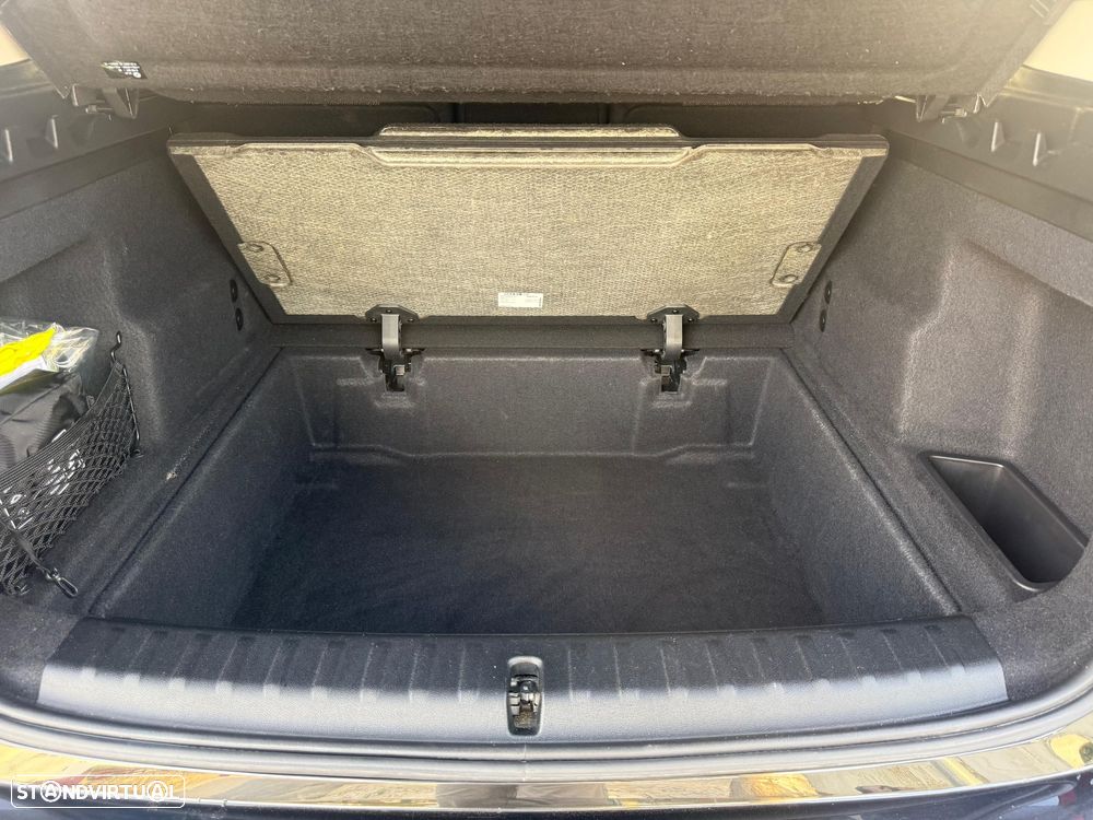 BMW X1 sDrive18i xLine - 11