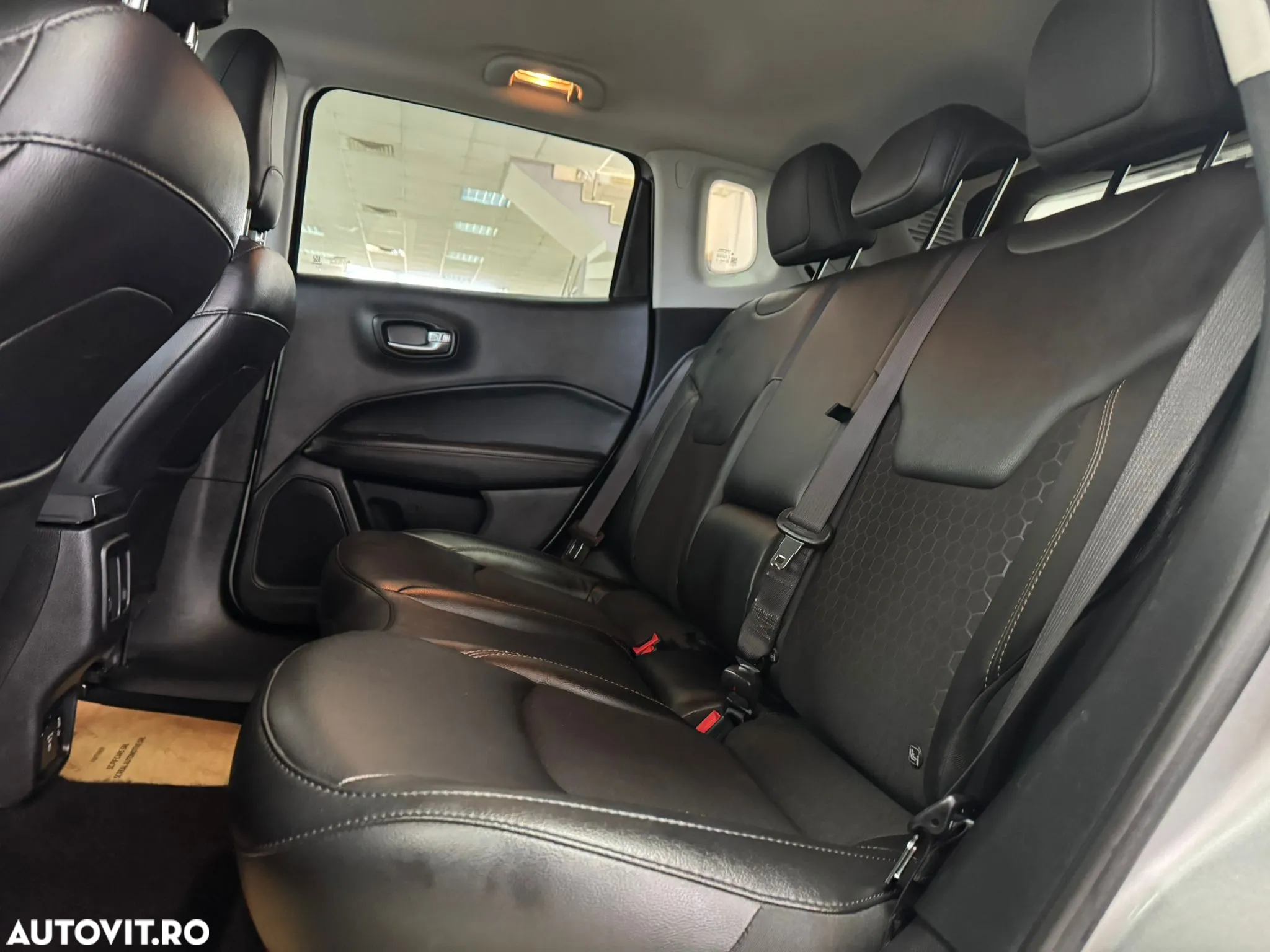 Jeep Compass 2.0 M-Jet 4x4 AT Limited - 16