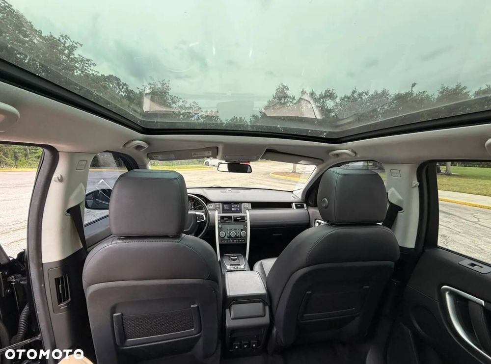 Land Rover Discovery Sport - 13