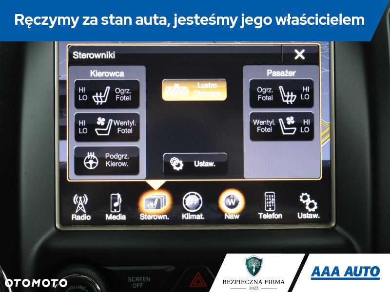 Jeep Grand Cherokee - 16