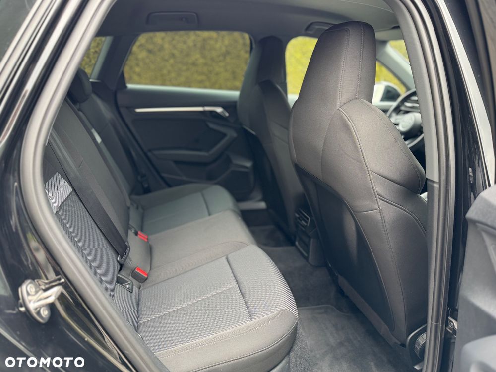 Audi A3 Sportback 35 TDI S tronic sport - 34