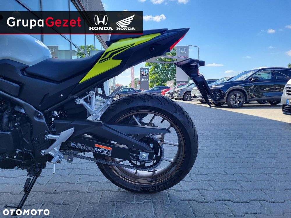 Honda CB - 8