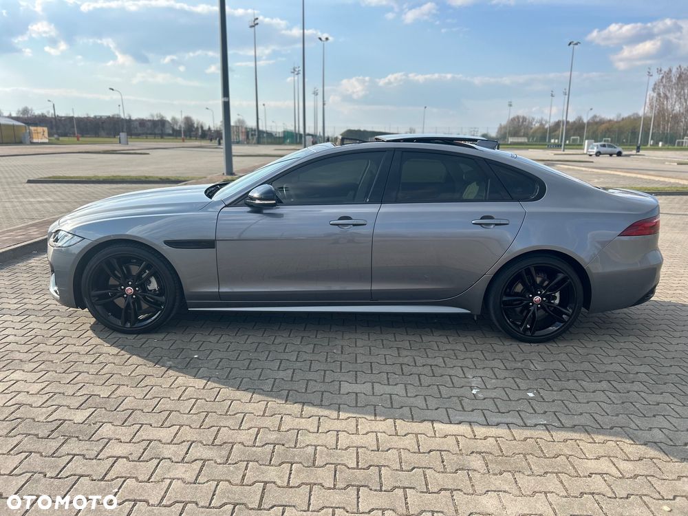 Jaguar XF 2.0 P250 HSE - 4