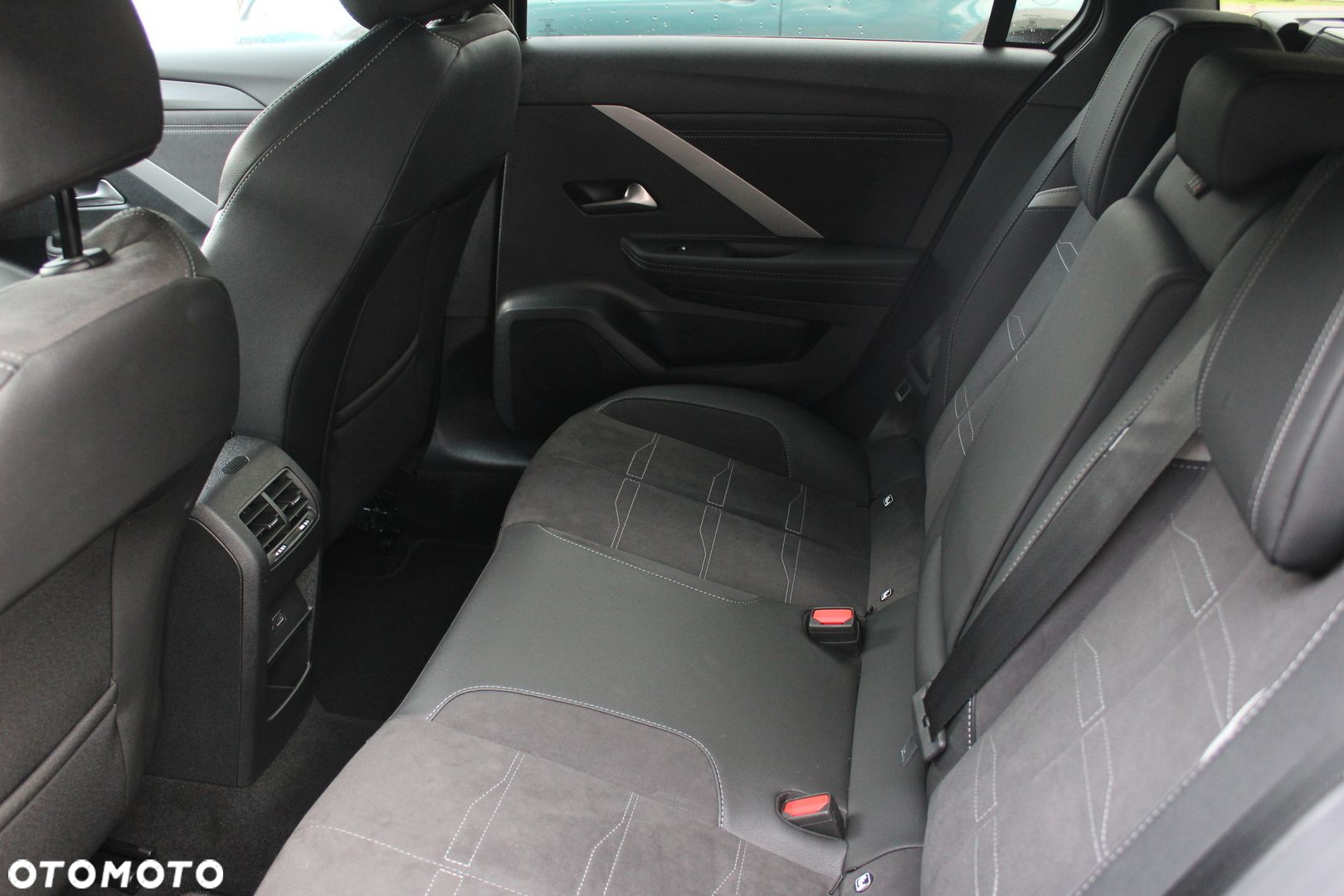 Opel Astra - 40
