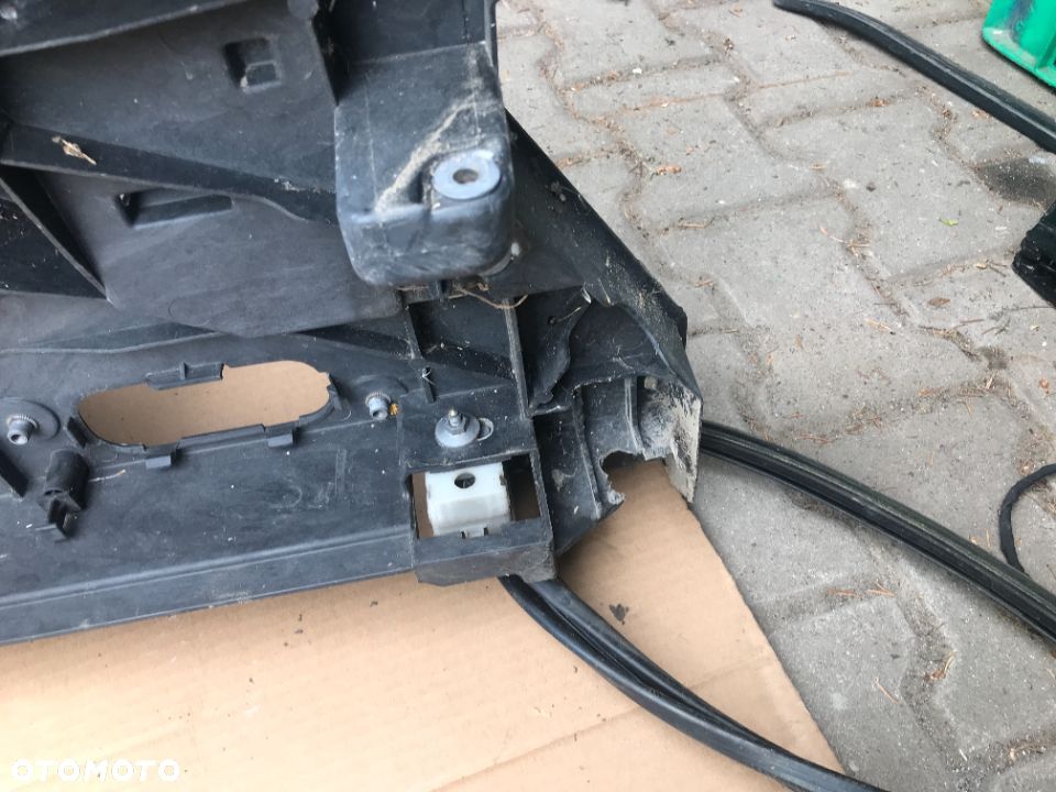 PAS PRZEDNI JUMPY PROACE EXPERT 2016 - 2