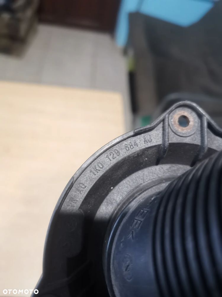 ŁAPACZ POWIETRZA WLOT DOLOT POWIETRZA RURA SSĄCA 1.4 TSI GOLF OCTAVIA LEON PASSAT  B6 1.4 TSI 1.8 TSI 1KD805962 1K0129684AJ - 3