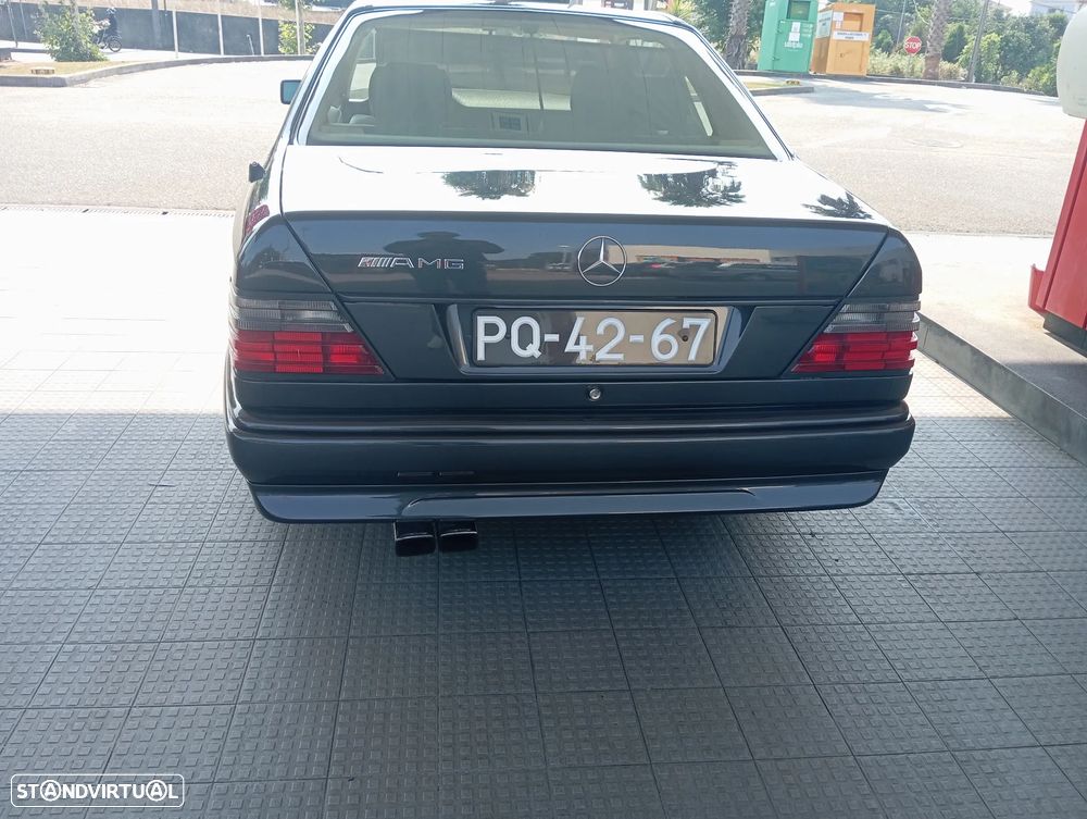 Mercedes-Benz W124 (1984-1997) 300 CE-24 - 5