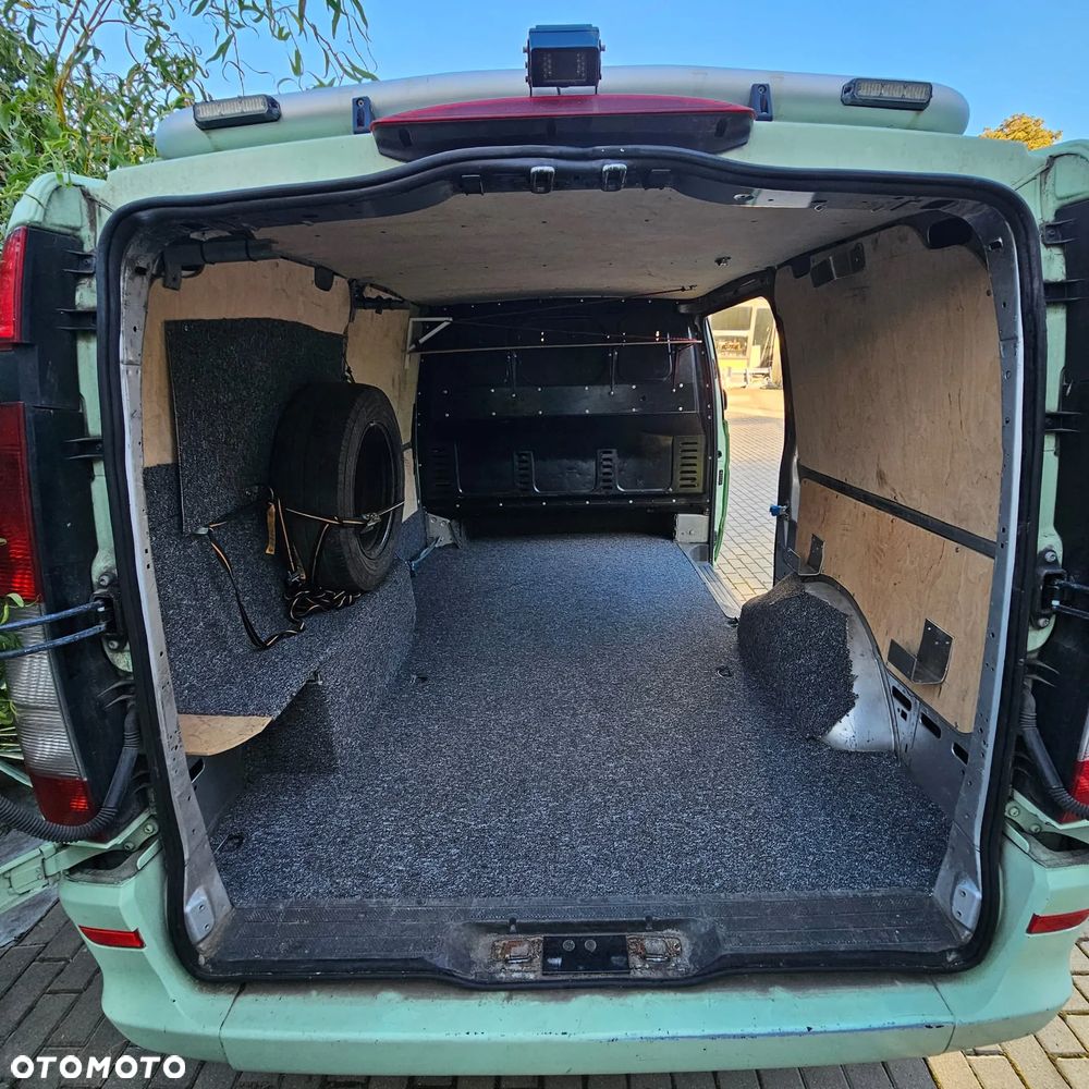 Mercedes-Benz Vito - 11