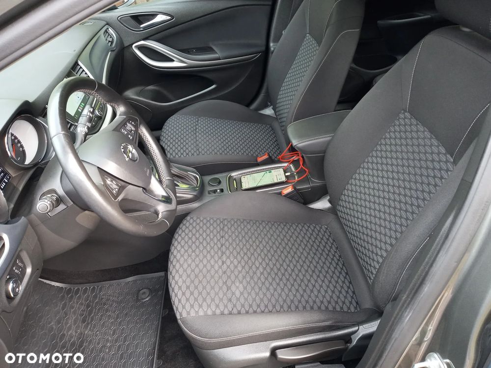 Opel Astra 1.4 T Dynamic S&S - 21