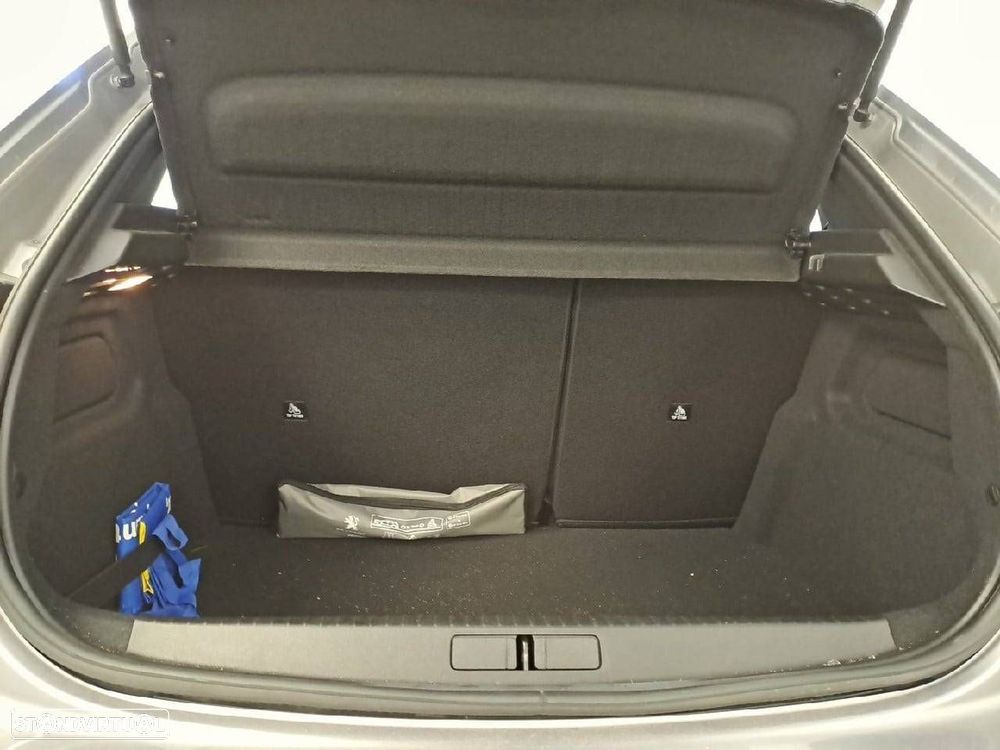 Peugeot 208 1.2 PureTech GT - 6