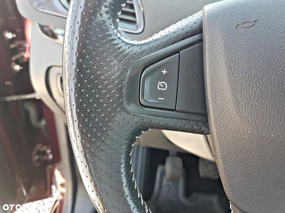 Renault Scenic ENERGY TCe 115 S&S Bose Edition - 21
