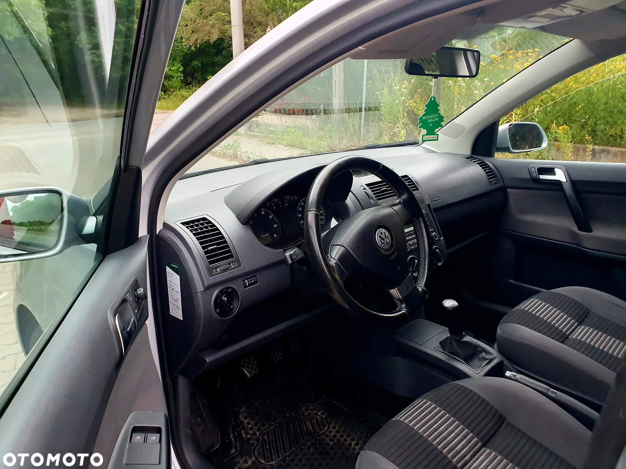 Volkswagen Polo 1.4 16V Comfortline - 6