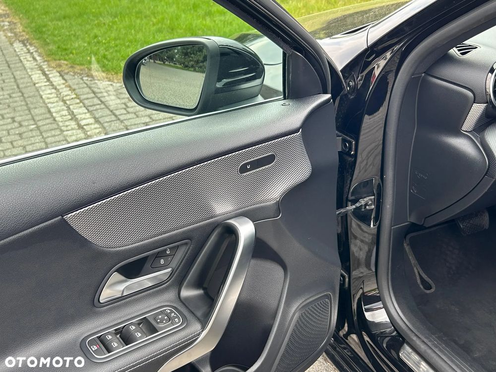 Mercedes-Benz Klasa A 200 AMG Line 7G-DCT - 14