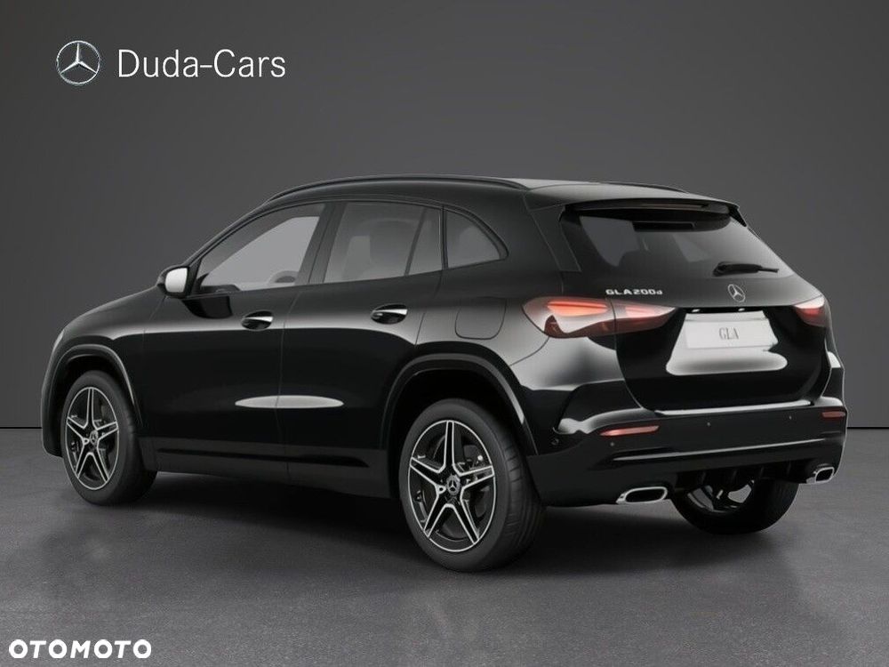 Mercedes-Benz GLA - 6